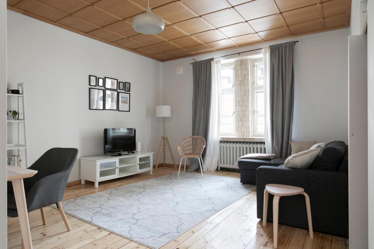 2Ndhomes Central & Spacious 85M2 Apartment In Yrjoenkatu Helsínquia Exterior foto